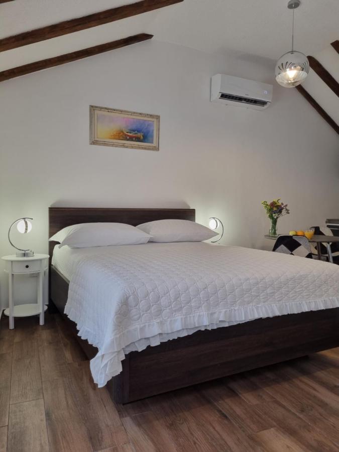 Studio apartment Rosalie Spalato Esterno foto